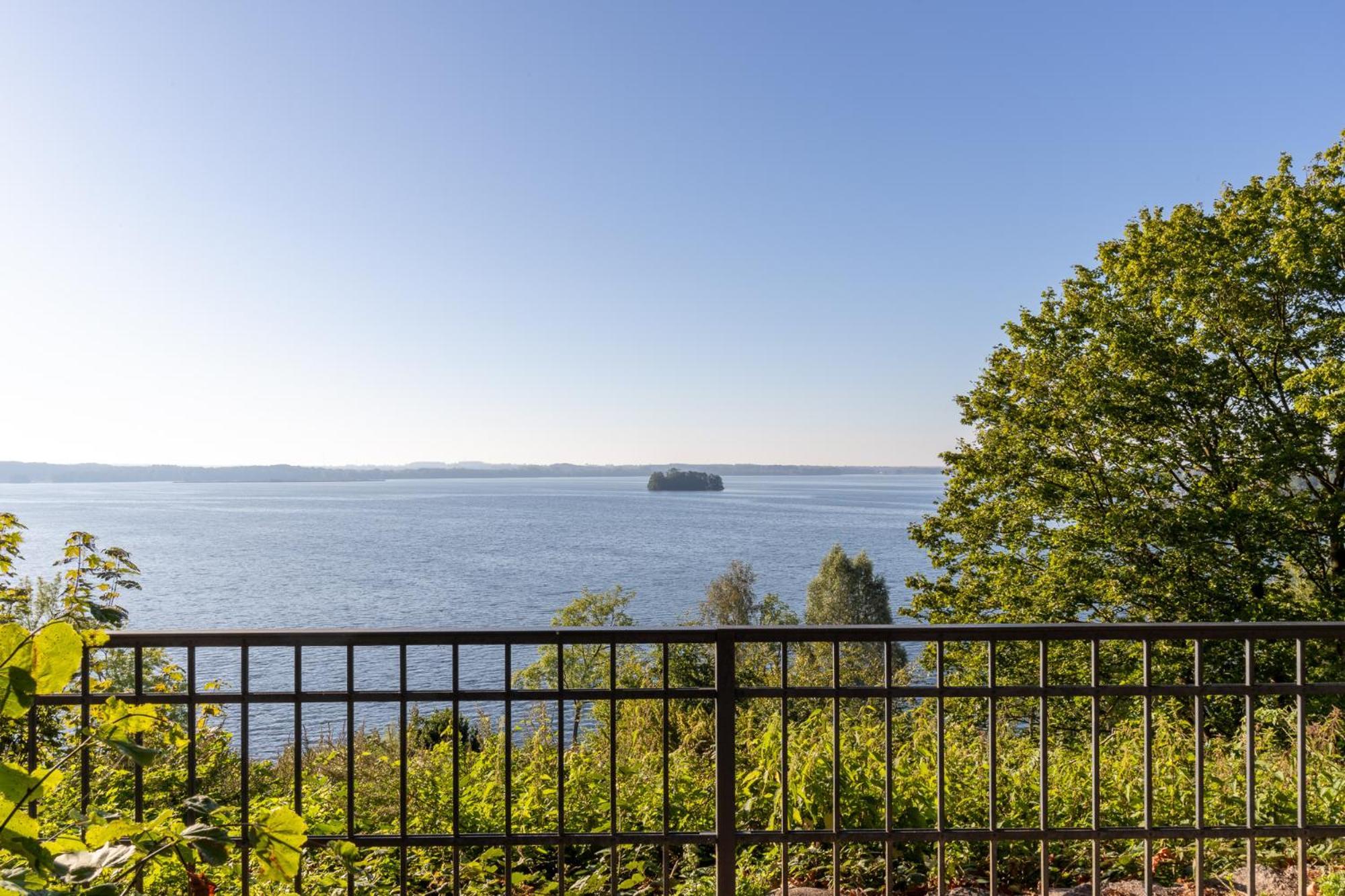 Mooi: Fantastisches Apartment Mit Seeblick Und Stil, Netflix Ploen Exterior photo
