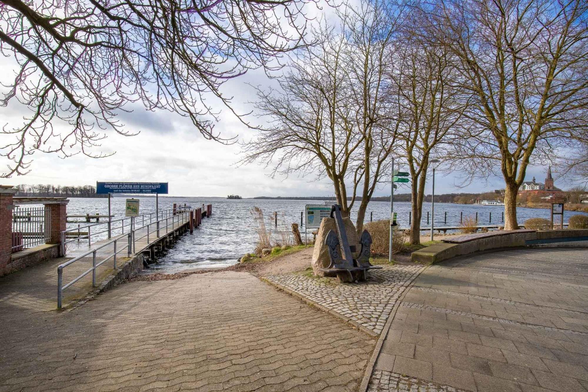 Mooi: Fantastisches Apartment Mit Seeblick Und Stil, Netflix Ploen Exterior photo
