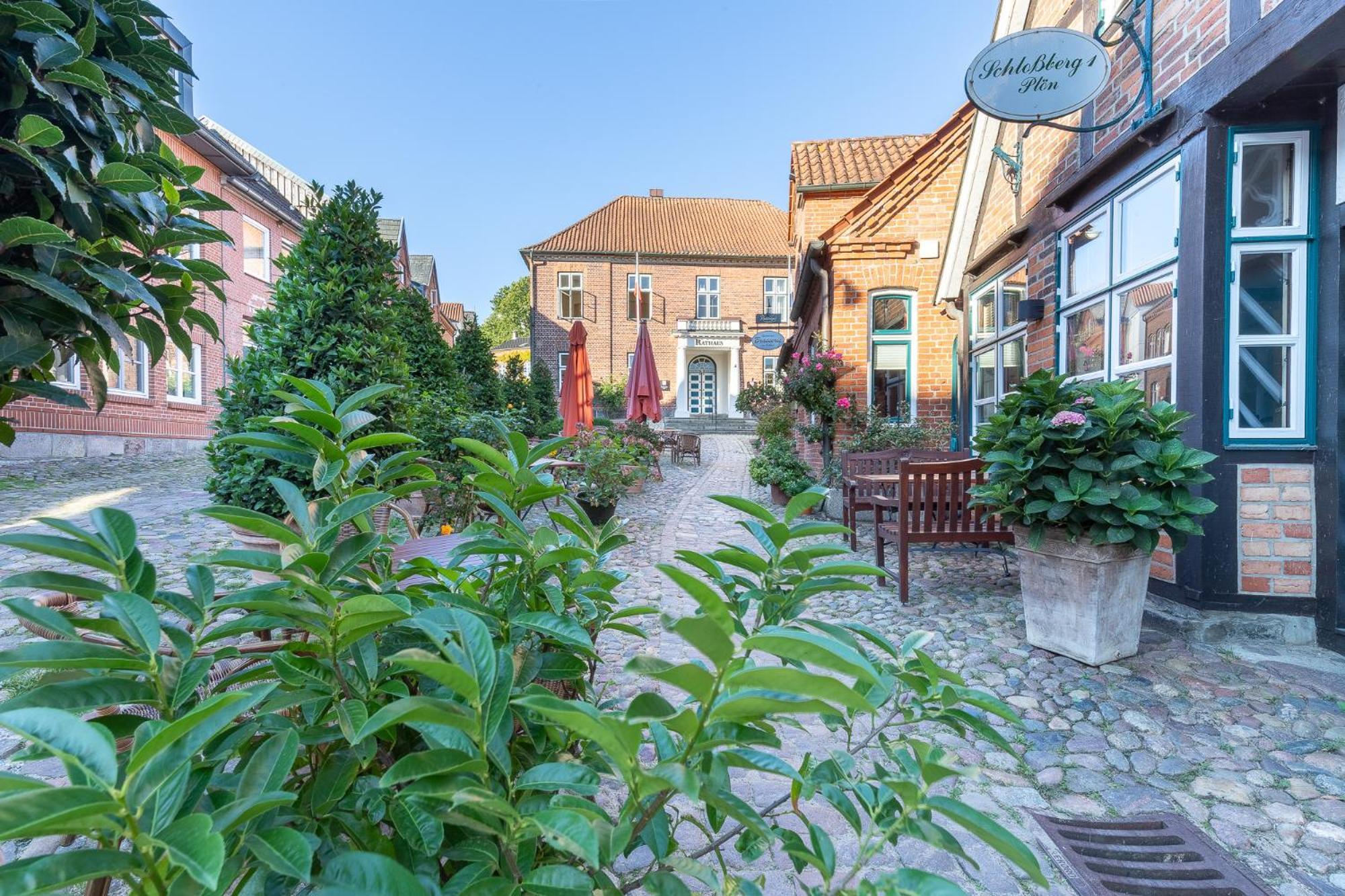 Mooi: Fantastisches Apartment Mit Seeblick Und Stil, Netflix Ploen Exterior photo